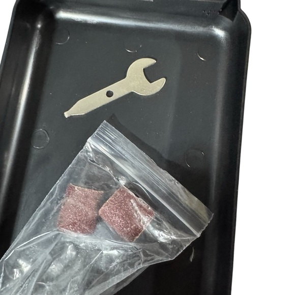 Wahl Orange and Black Pet Nail Grinder - Picture 4 of 6